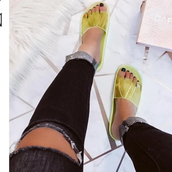 LIME Sandal  Women's Slides - Picture 5 of 5